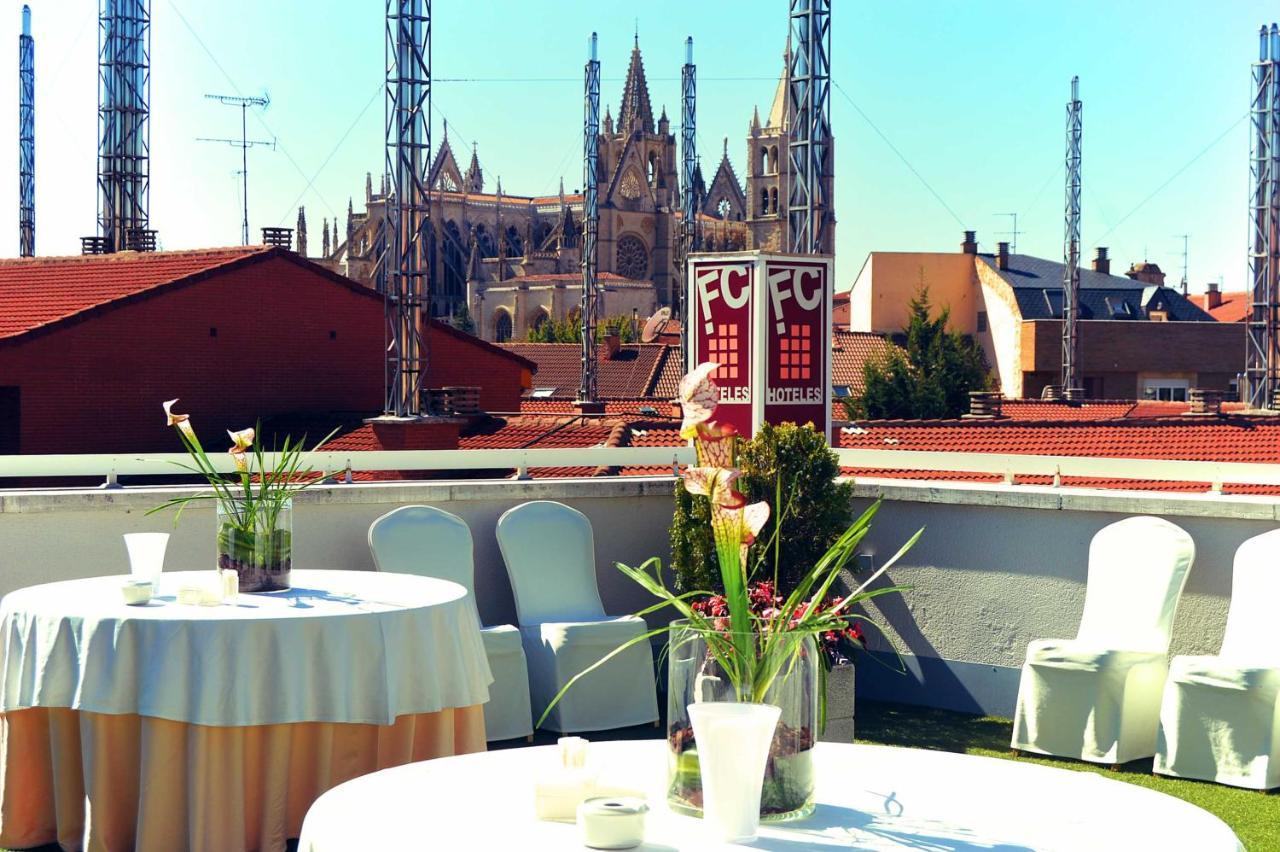 Hotel Fc Infantas De León Zewnętrze zdjęcie