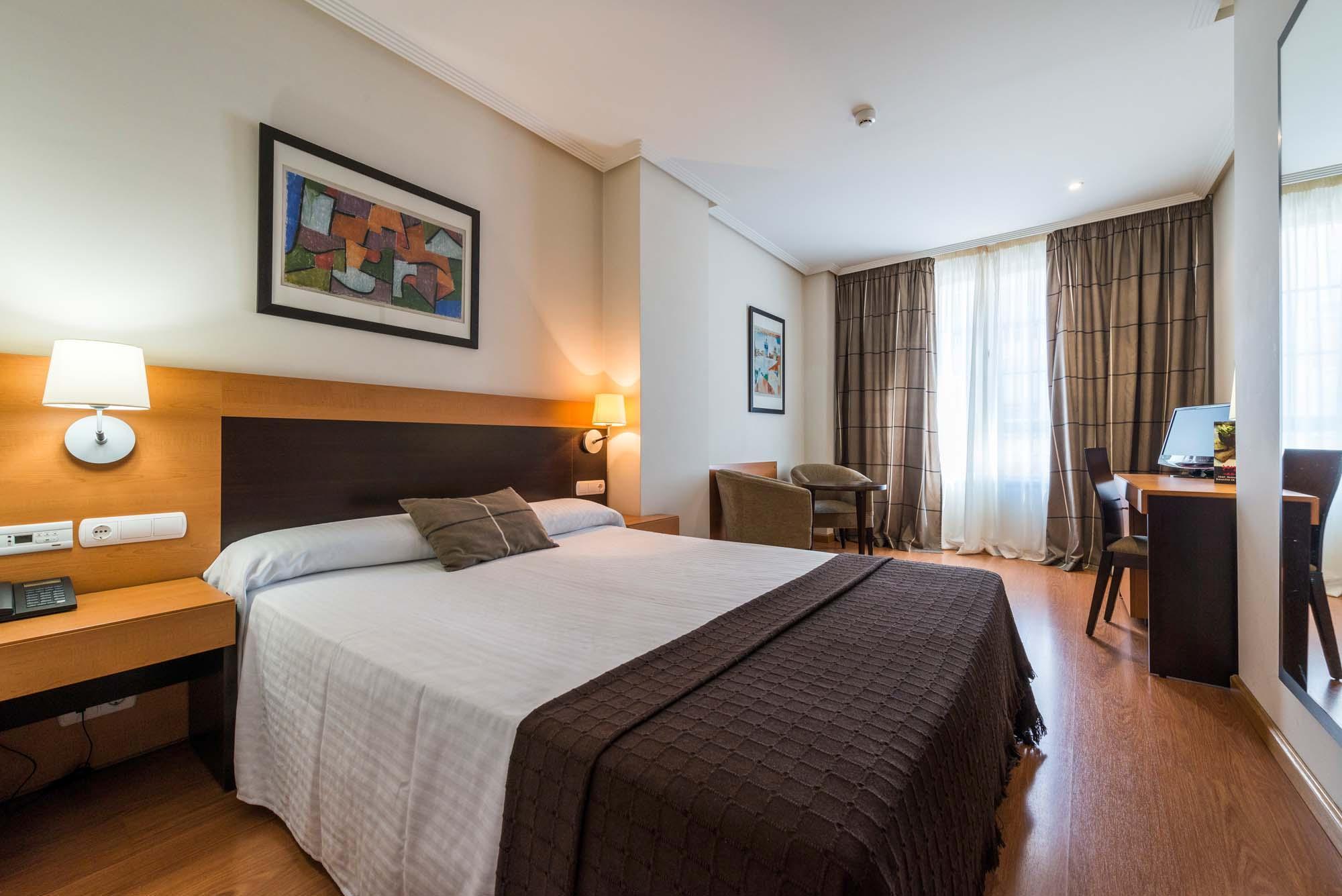 Hotel Fc Infantas De León Zewnętrze zdjęcie